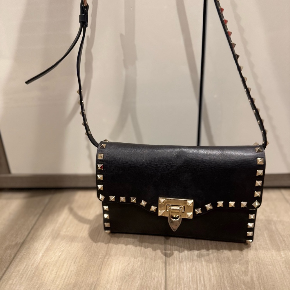 Valentino Rockstud Black Leather Shoulder Bag
